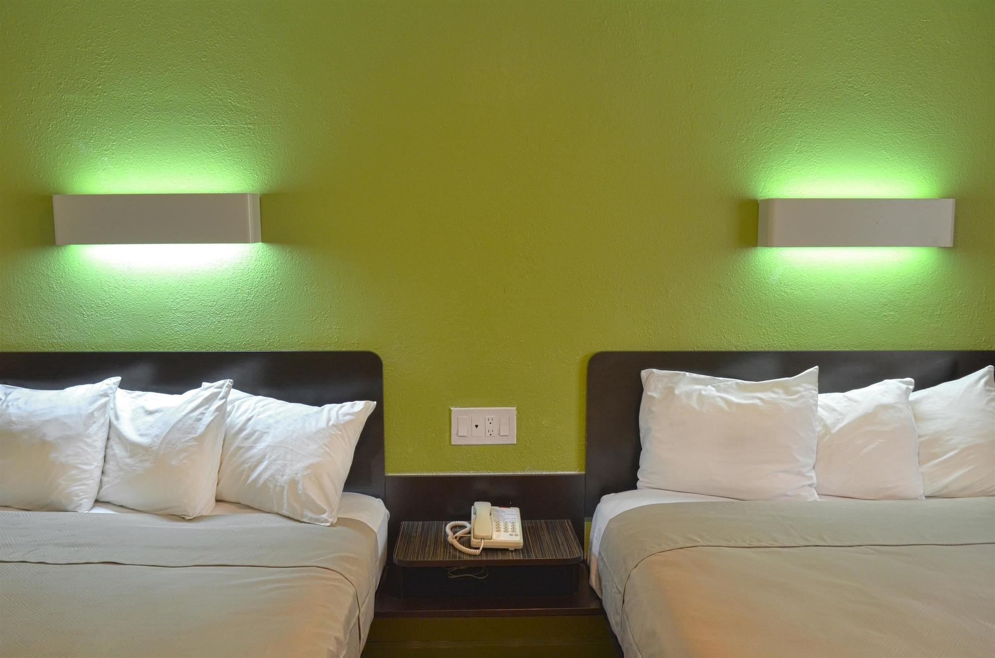Motel 6-Modesto, Ca - Downtown Экстерьер фото