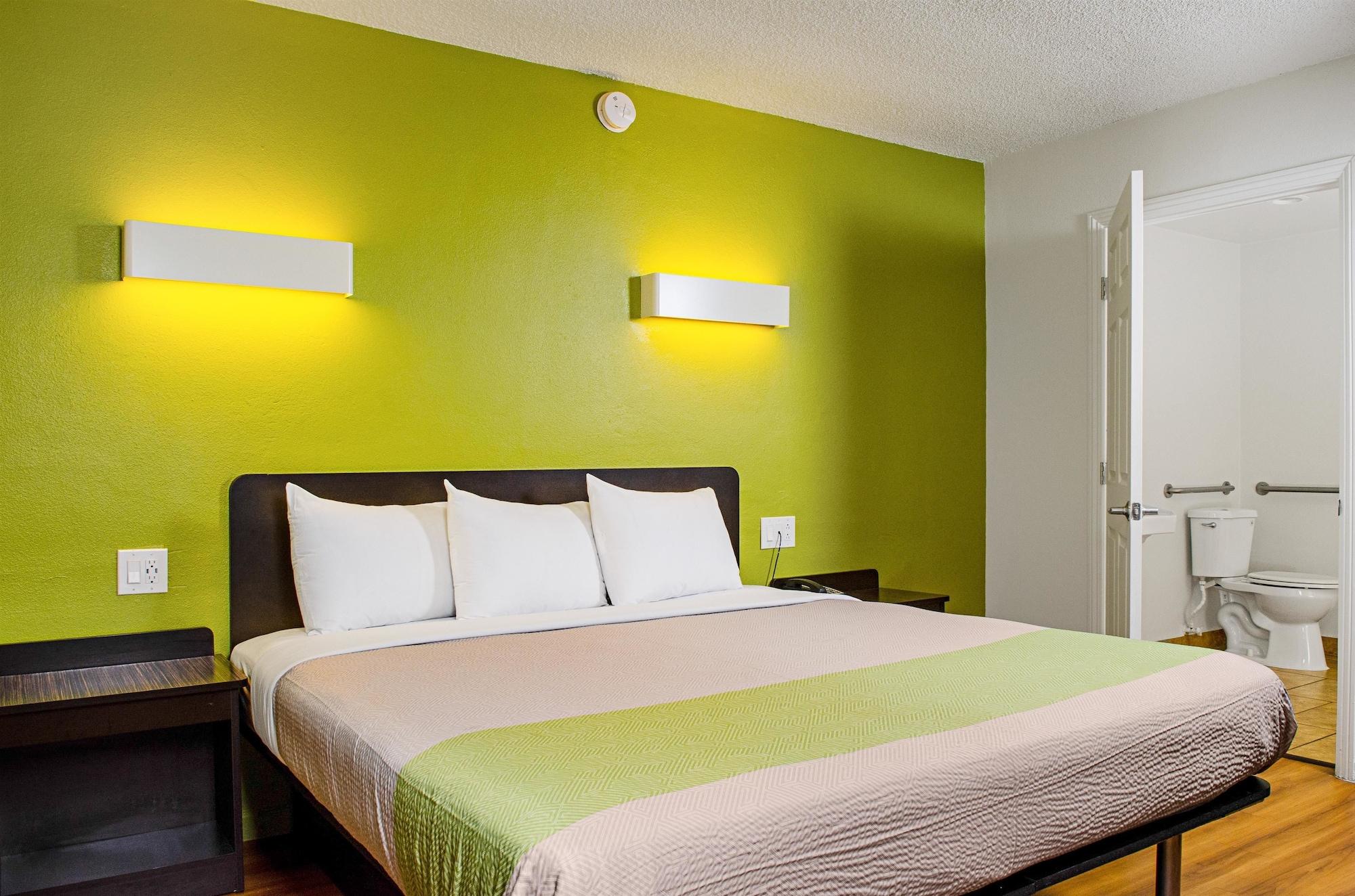 Motel 6-Modesto, Ca - Downtown Экстерьер фото